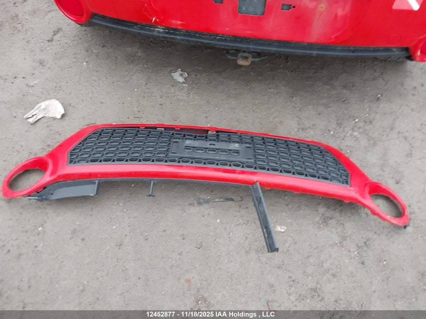 KNDJN2A23G7860025 2016 KIA SOUL photo no. 12