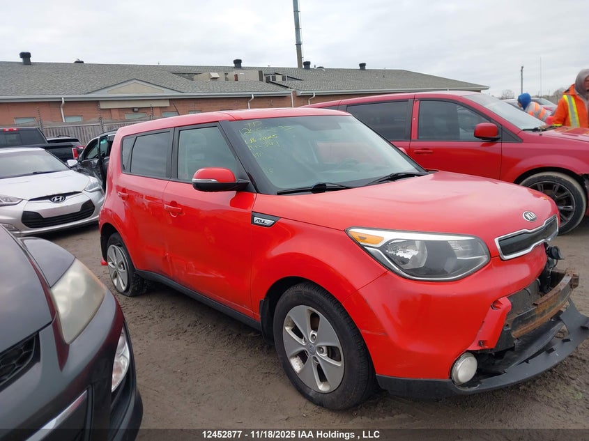 KNDJN2A23G7860025 2016 KIA SOUL photo no. 14
