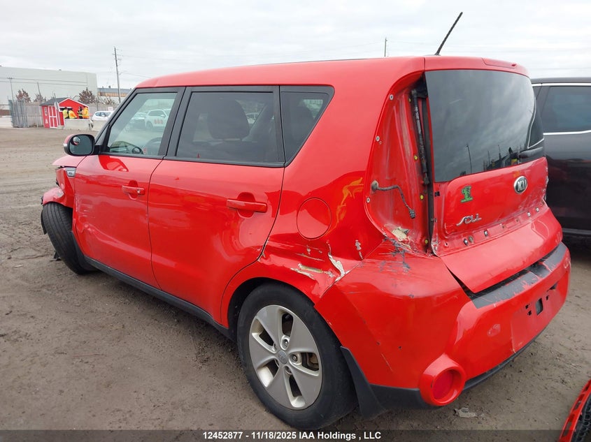 KNDJN2A23G7860025 2016 KIA SOUL photo no. 15