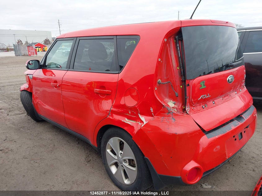 KNDJN2A23G7860025 2016 KIA SOUL photo no. 3