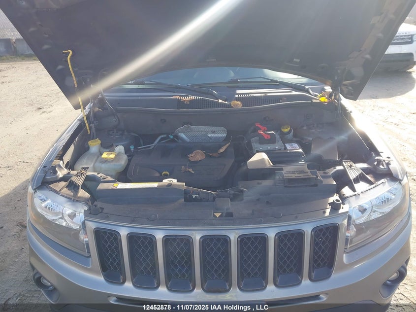 1C4NJDAB8CD671357 2012 JEEP COMPASS photo no. 10
