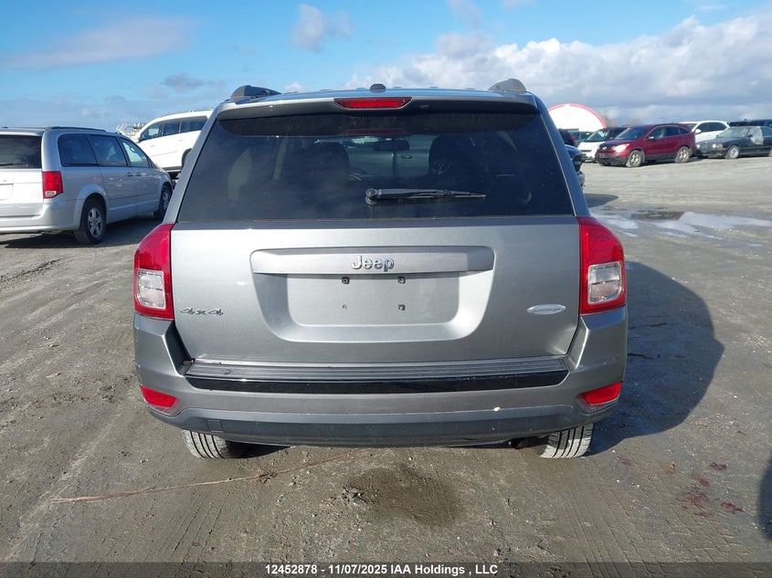 1C4NJDAB8CD671357 2012 JEEP COMPASS photo no. 16