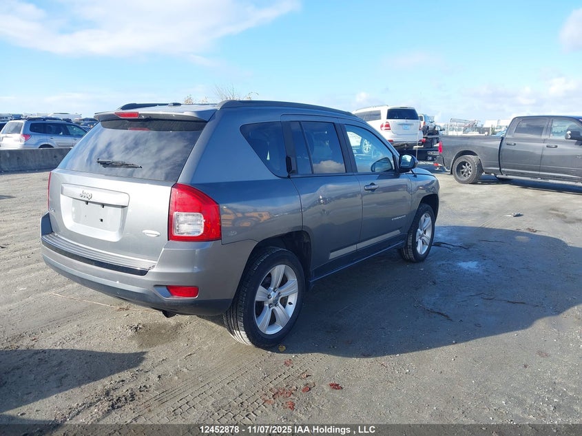 1C4NJDAB8CD671357 2012 JEEP COMPASS photo no. 4