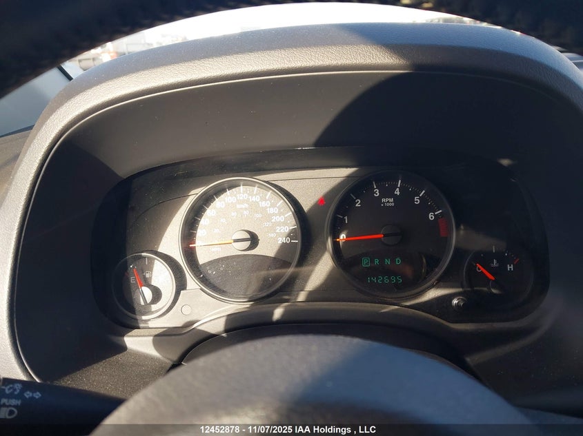 1C4NJDAB8CD671357 2012 JEEP COMPASS photo no. 7
