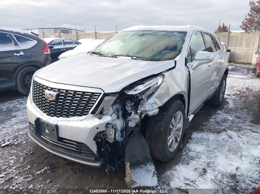 1GYKNDR40LZ202256 2020 CADILLAC XT5 photo no. 2