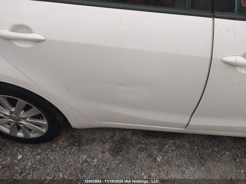 KNAFX4A64G5560386 2016 KIA FORTE photo no. 21