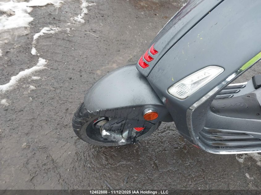 2022 Vespa Primavera/Sprint 50 VIN: ZAPCA06B6N5201784 Lot: 12452888