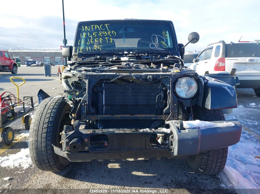 2017 Jeep Tj VIN: 1C4BJWEG3HL687242 Lot: 12452929