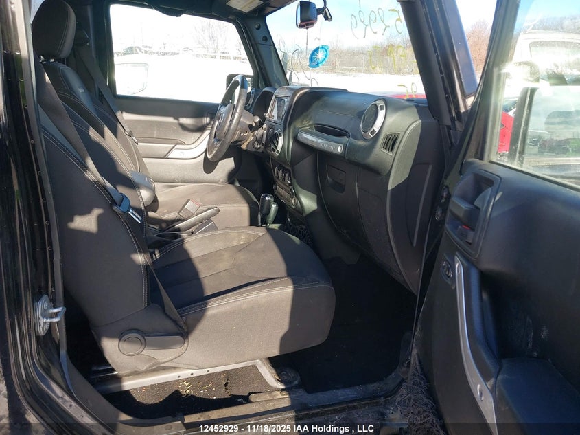 1C4BJWEG3HL687242 2017 JEEP  photo no. 5