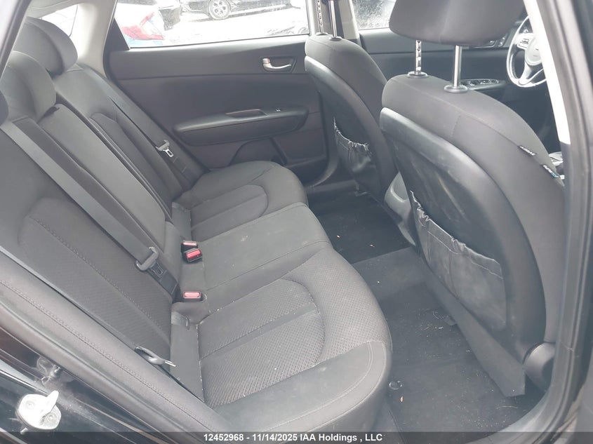 5XXGT4L35GG080858 2016 KIA OPTIMA photo no. 8