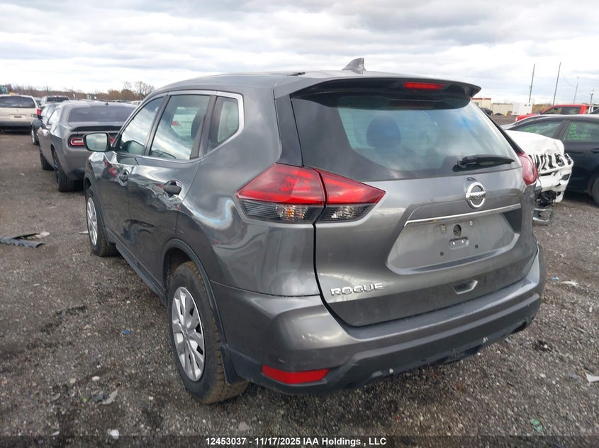 5N1AT2MT4JC836630 2018 NISSAN ROGUE photo no. 3