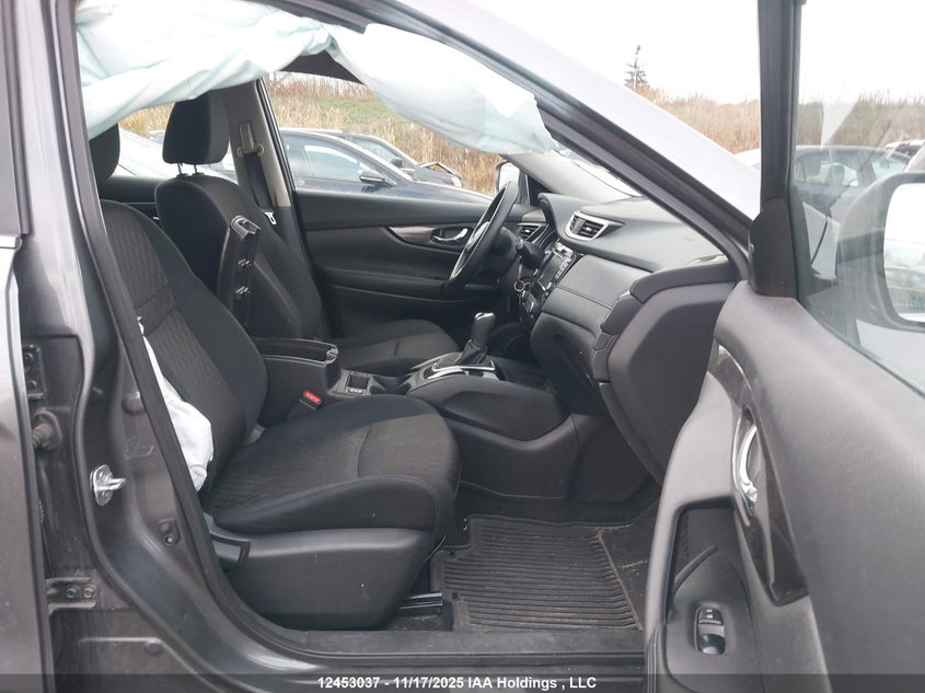 5N1AT2MT4JC836630 2018 NISSAN ROGUE photo no. 5