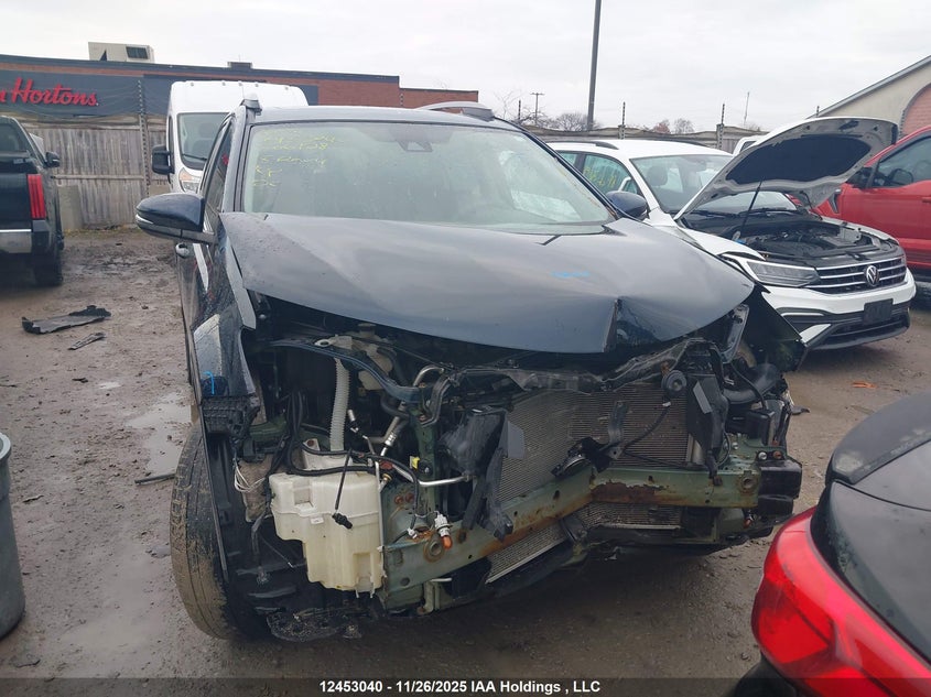 2018 Toyota Rav4 Xle VIN: 2T3RFREV6JW806128 Lot: 12453040