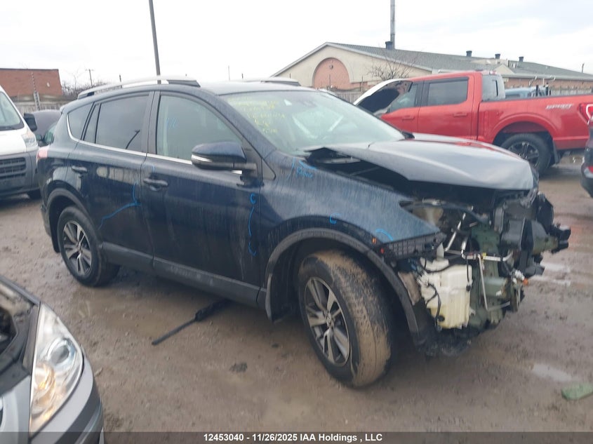 2018 Toyota Rav4 Xle VIN: 2T3RFREV6JW806128 Lot: 12453040