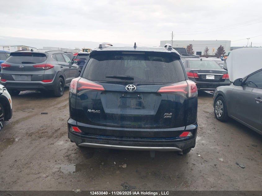 2018 Toyota Rav4 Xle VIN: 2T3RFREV6JW806128 Lot: 12453040