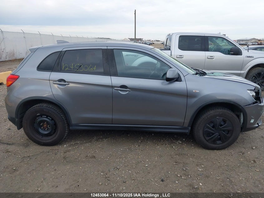 2017 Mitsubishi Rvr Se VIN: JA4AJ3AUXHZ608968 Lot: 12453064