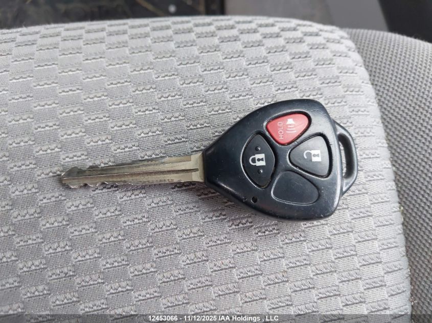 2008 Toyota Rav4 Limited VIN: JTMBD31V985137820 Lot: 12453066