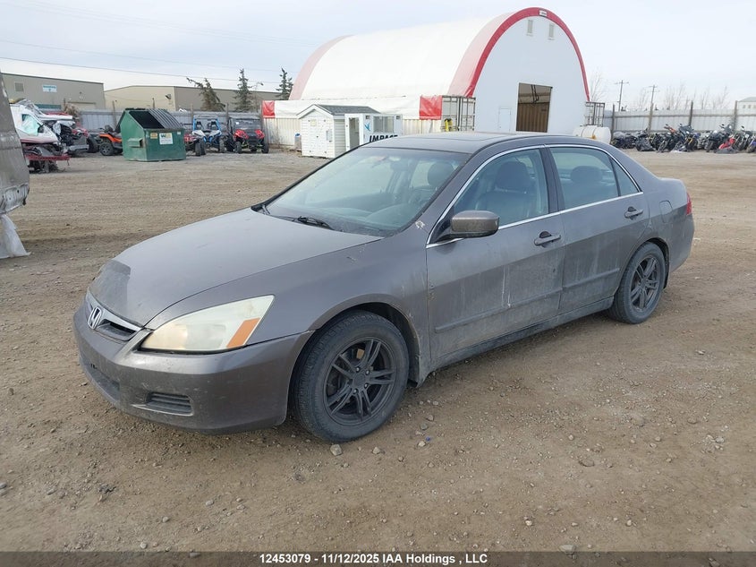 1HGCM56816A810088 2006 HONDA ACCORD photo no. 2