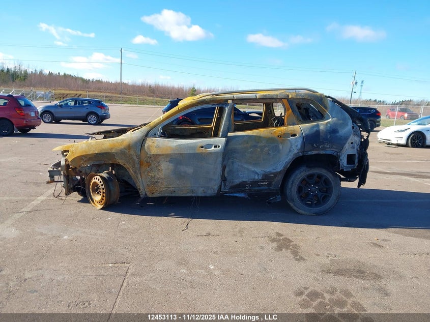 1C4PJMBX7KD361797 2019 JEEP CHEROKEE photo no. 13