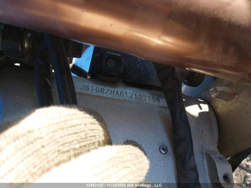 JS1GR7HA612102199 2001 SUZUKI GSX-R photo no. 10