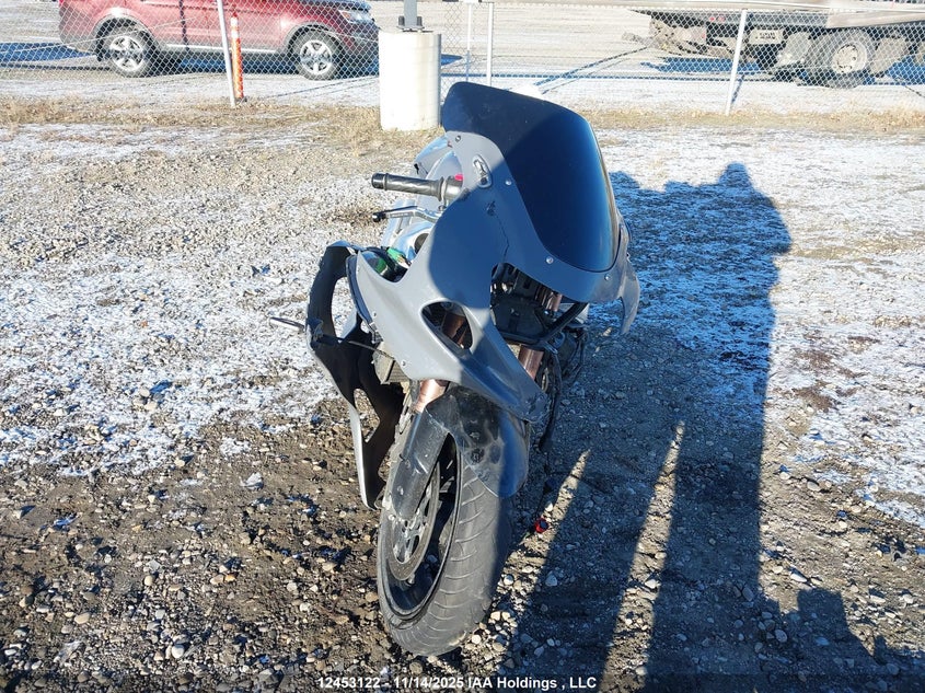 JS1GR7HA612102199 2001 SUZUKI GSX-R photo no. 5