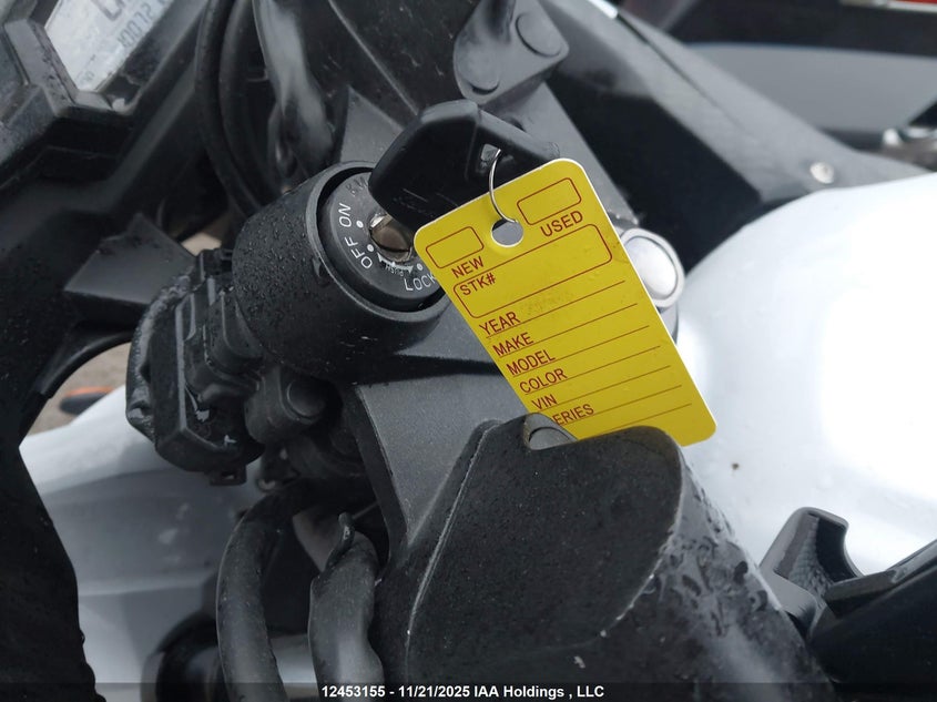 2015 Kawasaki Ex300 A VIN: JKAEX8A12FDA20370 Lot: 12453155