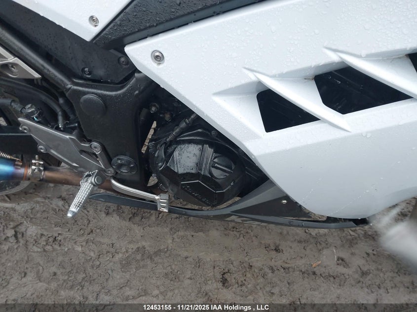 2015 Kawasaki Ex300 A VIN: JKAEX8A12FDA20370 Lot: 12453155