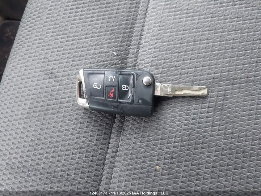 2019 Volkswagen E-Golf Sel Premium VIN: WVWPR7AU1KW900775 Lot: 12453173