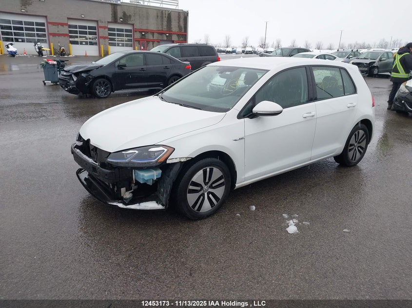 WVWPR7AU1KW900775 2019 VOLKSWAGEN E GOLF photo no. 2