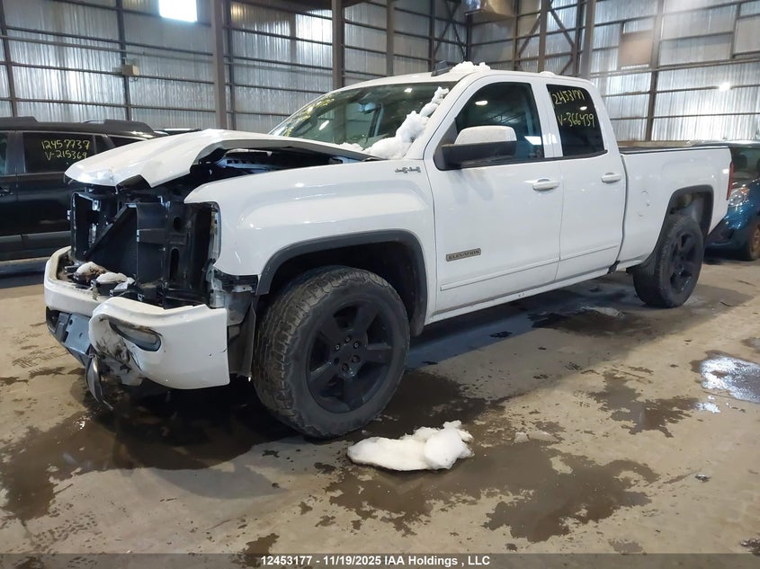1GTV2LEC5JZ366439 2018 GMC SIERRA photo no. 2
