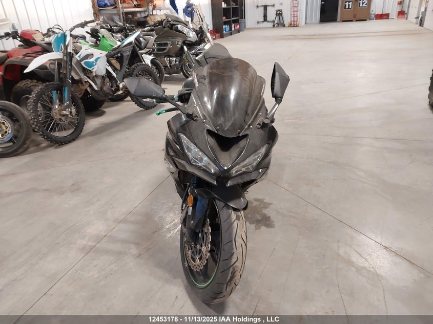 JKBZXJG1XKA003238 2019 KAWASAKI ZX photo no. 5