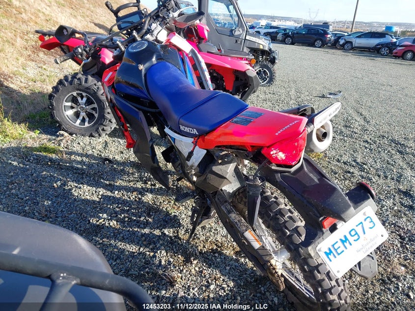 MLHND1661S5400132 2025 HONDA CRF photo no. 3