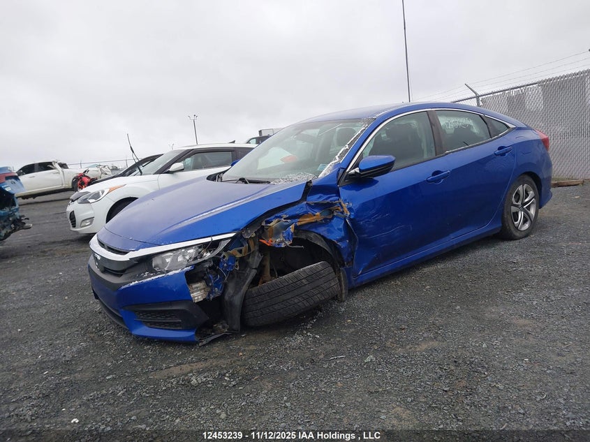 2HGFC2F56JH013415 2018 HONDA CIVIC photo no. 2