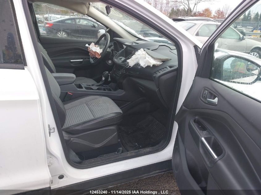 2017 Ford Escape VIN: 1FMCU9G98HUB63361 Lot: 12453240