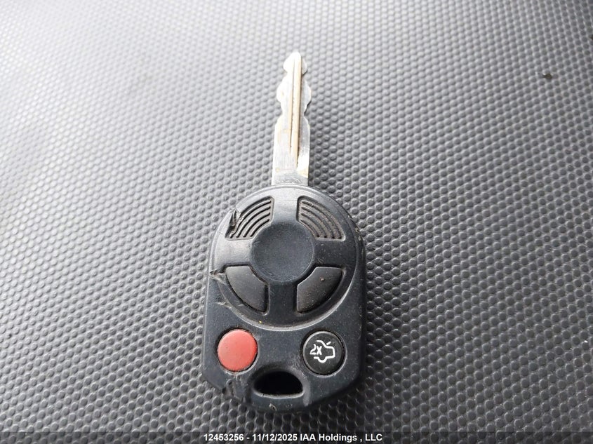 1FMCU03789KB53197 2009 FORD ESCAPE photo no. 11