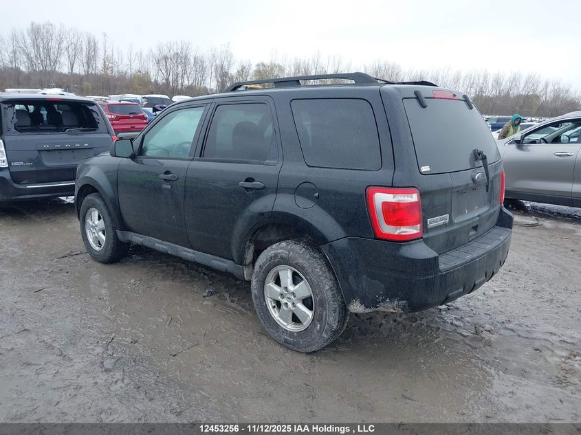 1FMCU03789KB53197 2009 FORD ESCAPE photo no. 3