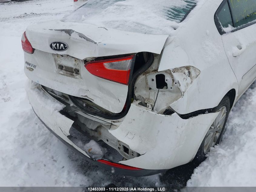 2016 Kia Forte VIN: KNAFX4A6XG5492823 Lot: 12453303