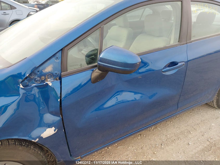2HGFB2F47FH058834 2015 HONDA CIVIC photo no. 6