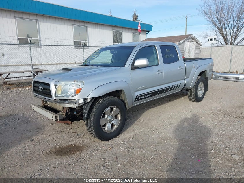 5TEMU52N27Z330356 2007 TOYOTA TACOMA photo no. 2