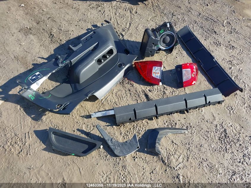 2021 Honda Pilot Touring 8P VIN: 5FNYF6H95MB504770 Lot: 12453355