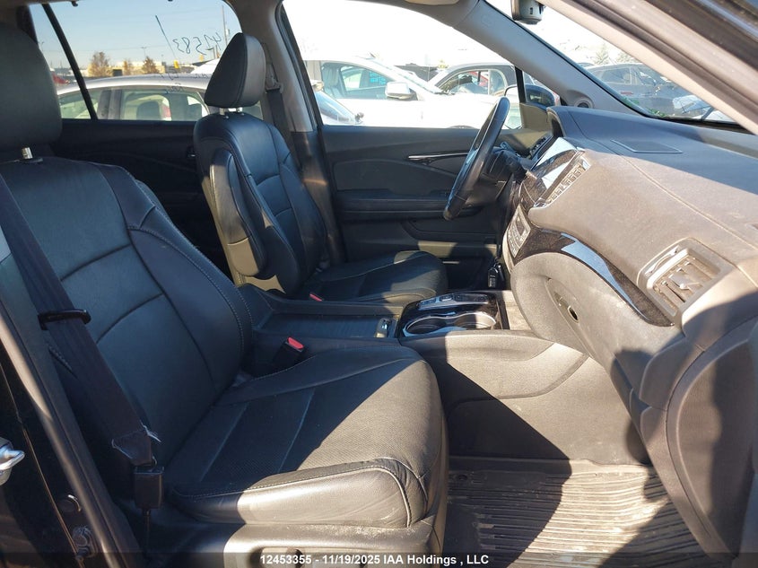 5FNYF6H95MB504770 2021 HONDA PILOT photo no. 5