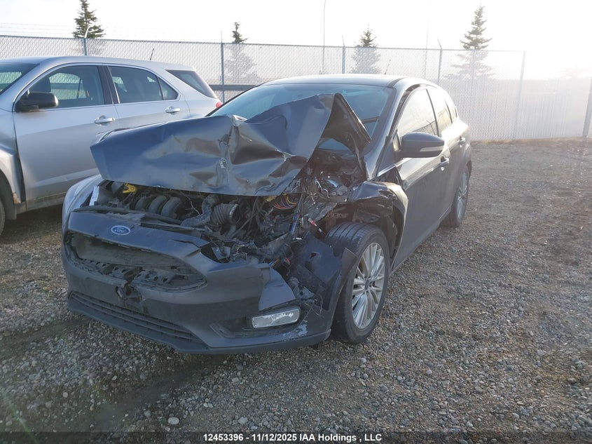 1FADP3N28FL290204 2015 FORD FOCUS photo no. 2