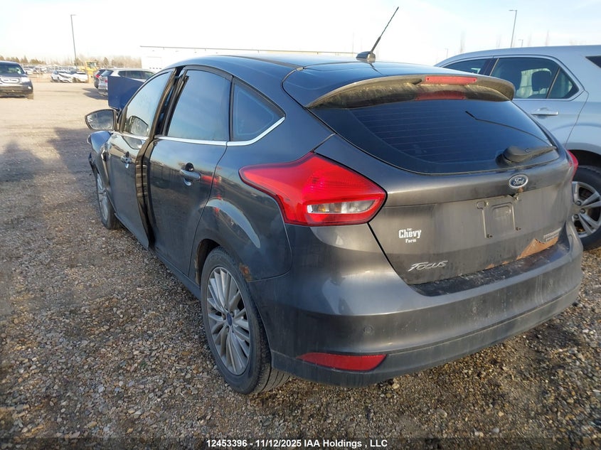 1FADP3N28FL290204 2015 FORD FOCUS photo no. 3