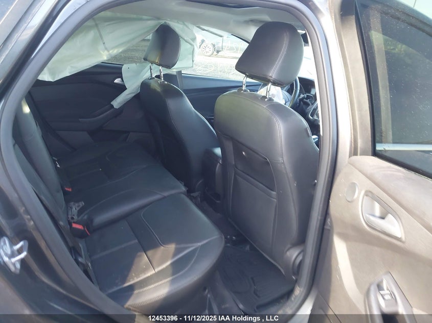 1FADP3N28FL290204 2015 FORD FOCUS photo no. 8