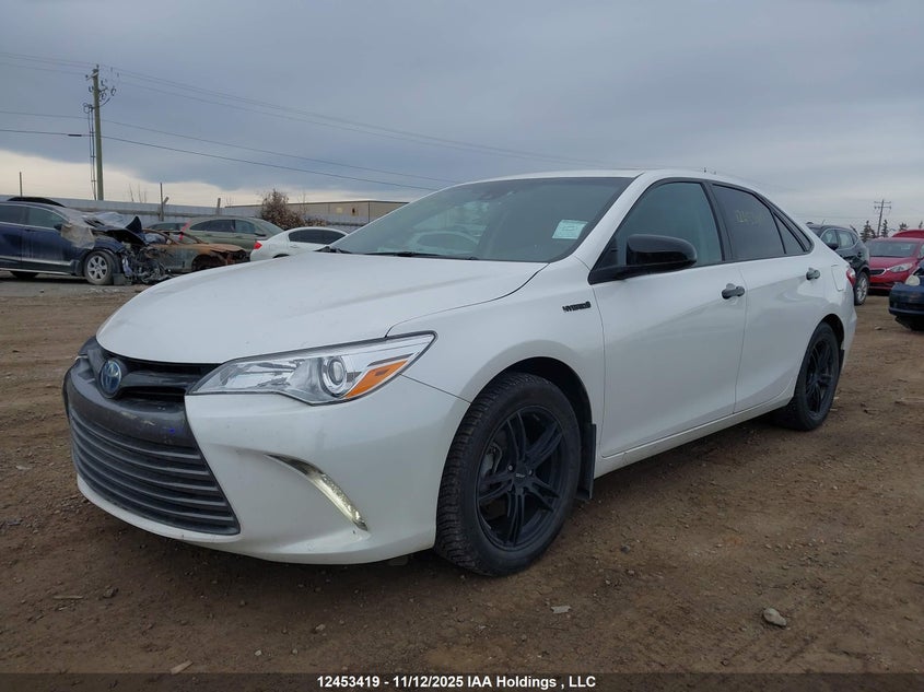 4T1BD1FK8GU200215 2016 TOYOTA CAMRY photo no. 2