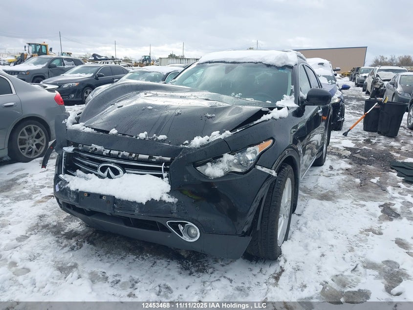JN8CS1MW3GM400556 2016 INFINITI QX70 photo no. 2