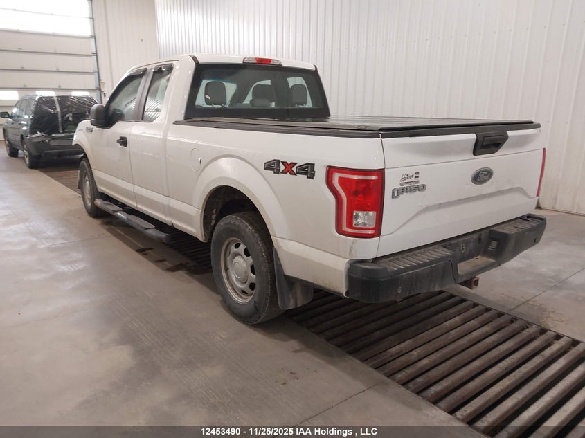 1FTFX1EF6HKC50416 2017 FORD F-150 photo no. 3