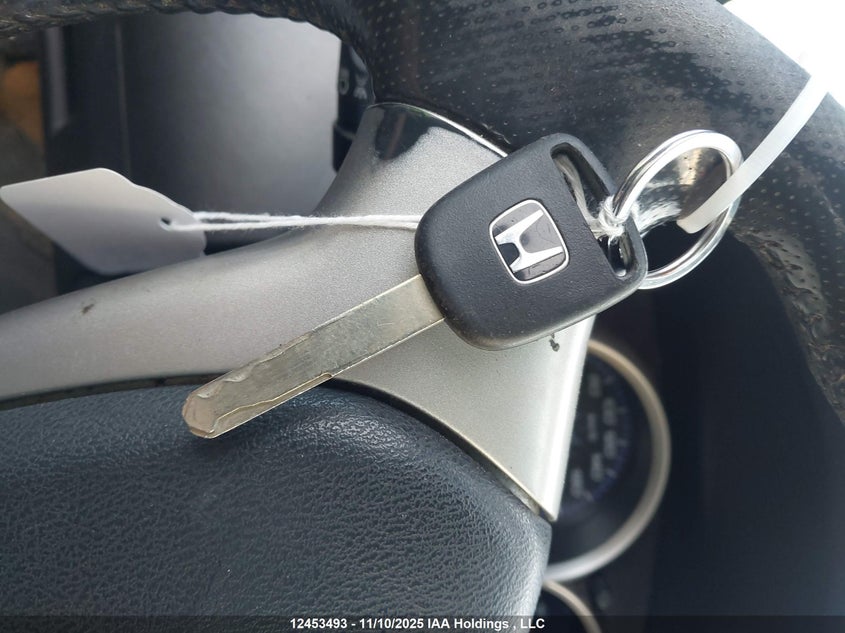 JHMGD37618S806605 2008 HONDA FIT photo no. 11