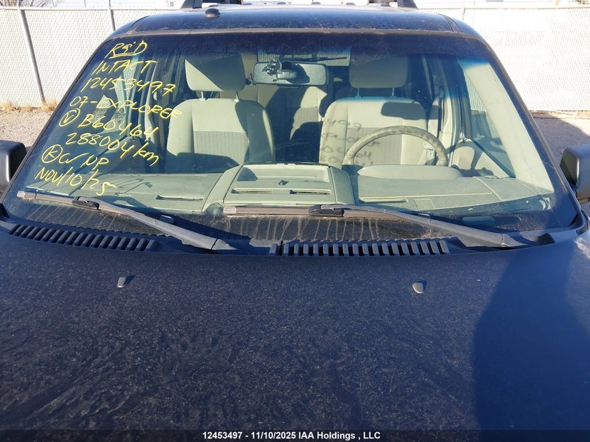 2007 Ford Explorer Xlt VIN: 1FMEU73E57UB60464 Lot: 12453497