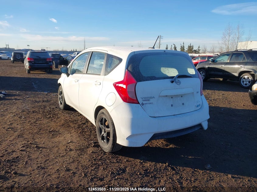 3N1CE2CP8FL419621 2015 NISSAN VERSA photo no. 3